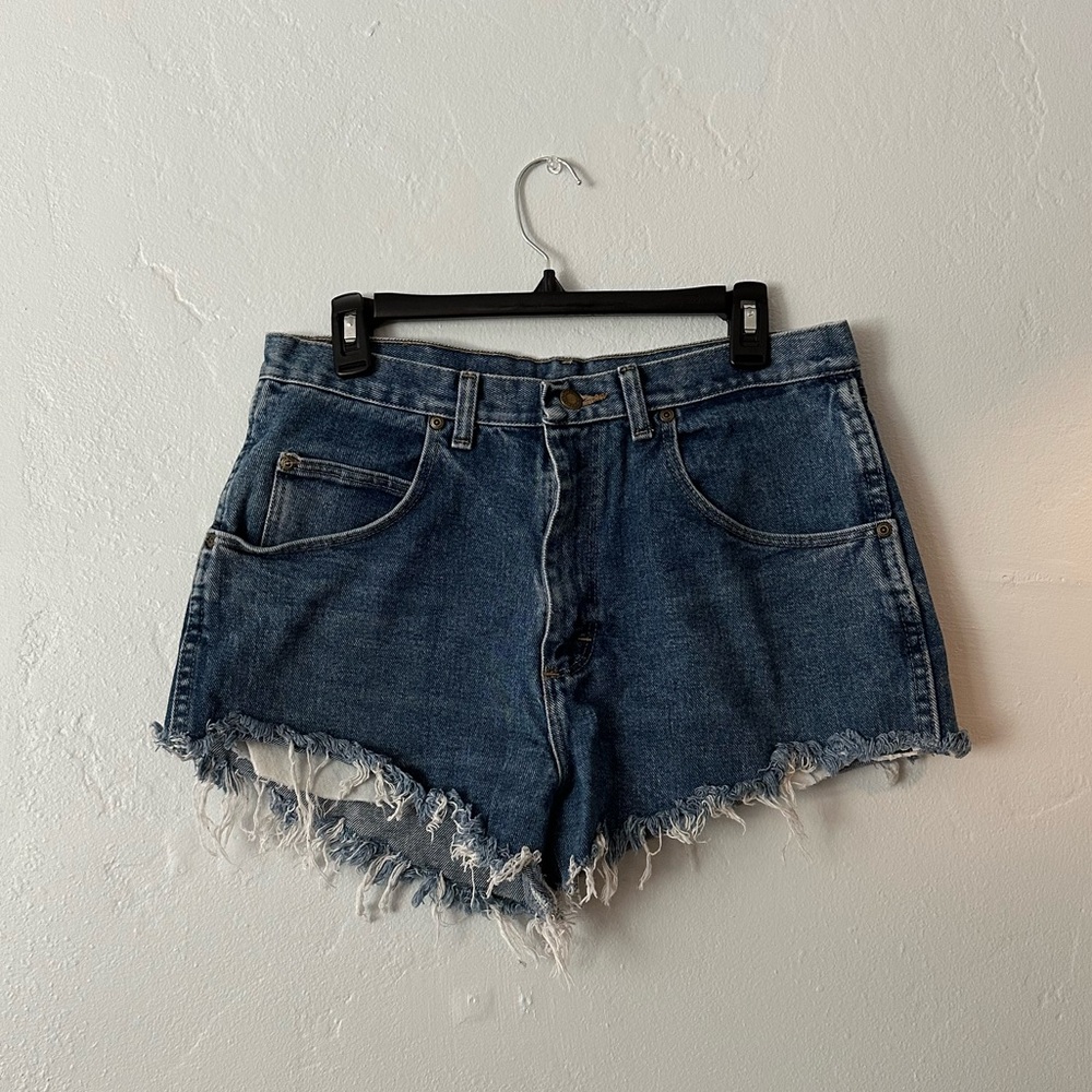 Vintage Cowgirl Wrangler Cut-Off High-Waisted Jeans